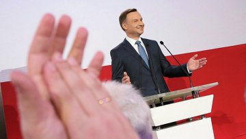 Консерватор Дуда побеждает на выборах президента Польши