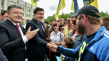 Саакашвили станет связным