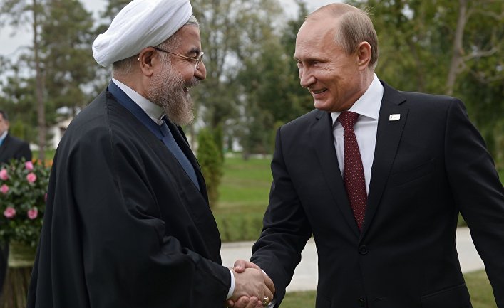Владимир Путин и президент Ирана Хасан Рухани на IV Каспийском саммите в Астрахани