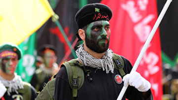 Участники движения «Хезболла» на параде, посвященном 13-му дню Мухаррама