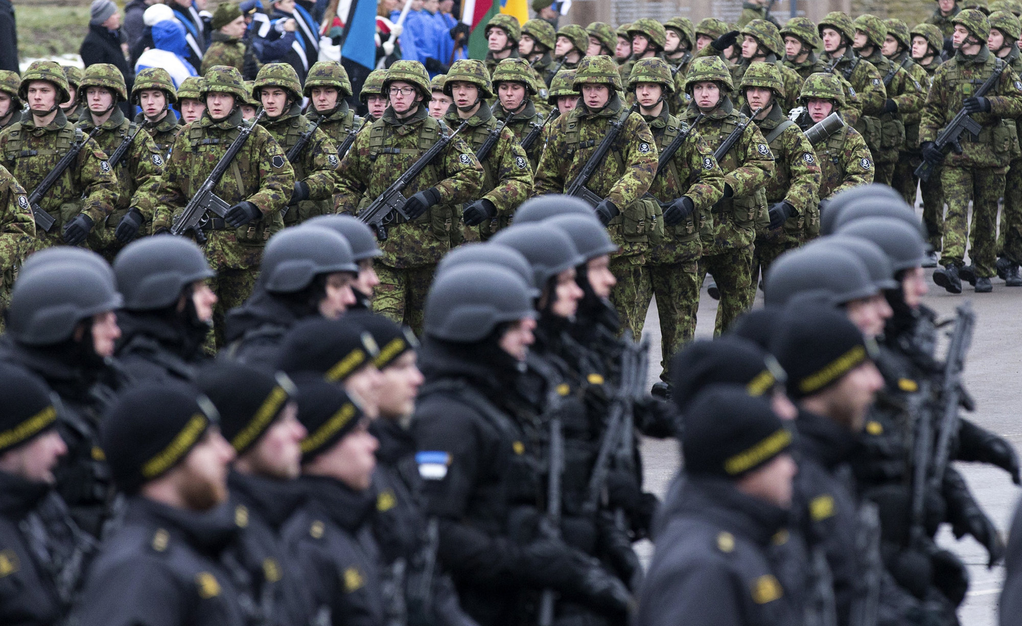 Применение Россией военной силы против стран Балтии маловероятно, но не исключено