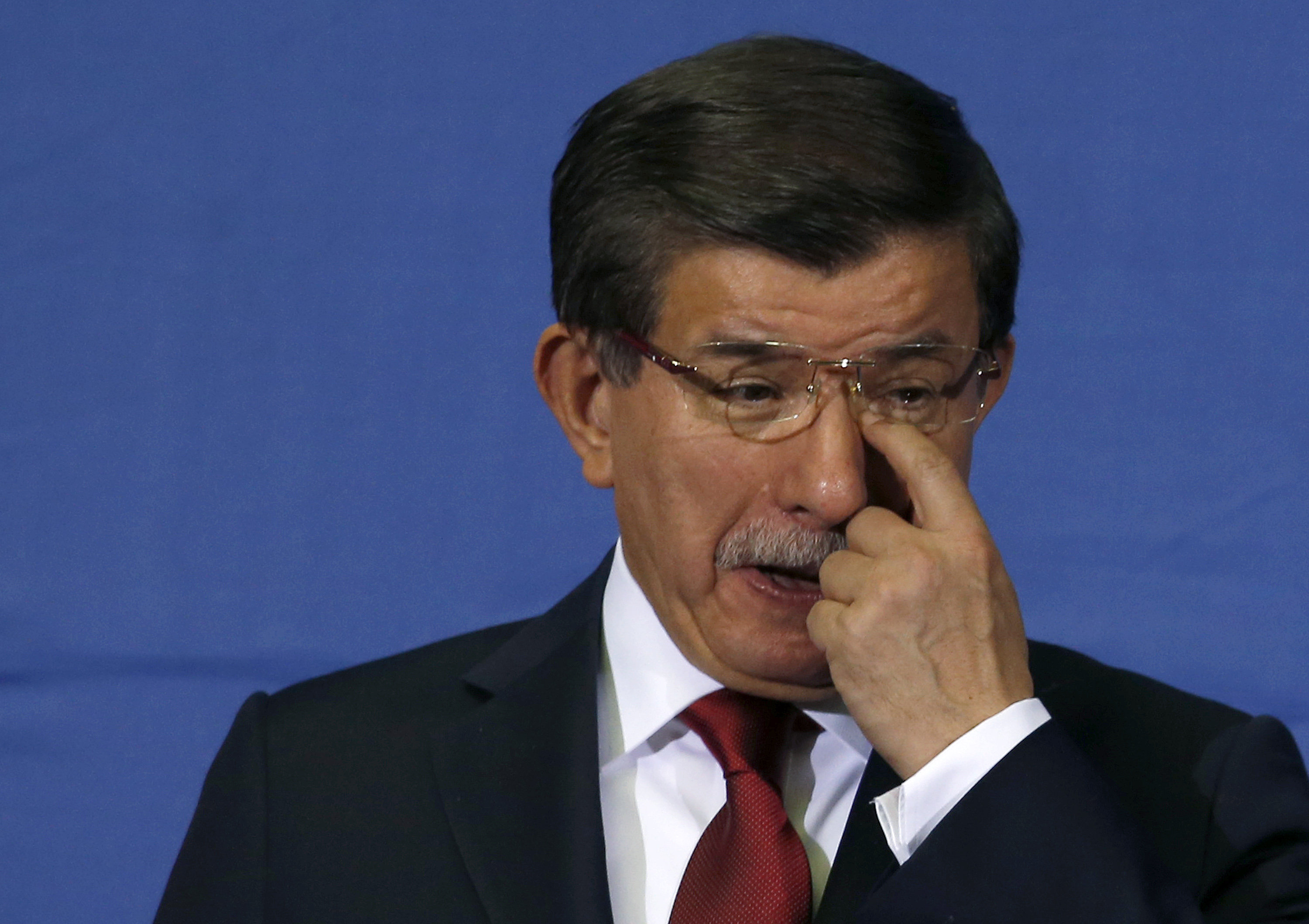 Премьер Турции Давутоглу объявил об уходе в отставку