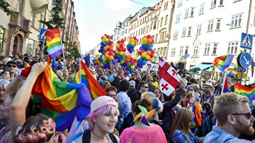 Ежегодный гей-парад в Стокгольме