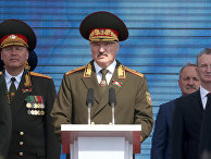 Республики Беларусь Александр Лукашенко на параде в честь Дня независимости в Минске