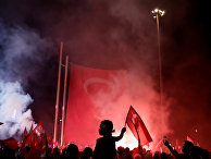 Демонстрация сторонников президента Турции Тайипа Эрдогана на площади Таксим