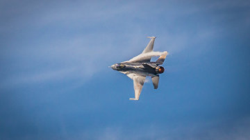����������� F-16 Fighting Falcon �� �������, ���