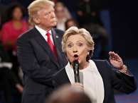 Дональд Трамп и Хиллари Клинтон во время предвыборных дебатов