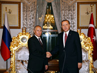 Президент России Владимир Путин и президент Турции Тайип Эрдоган во время встречи в Стамбуле