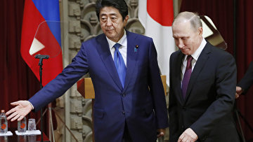 Президент России Владимир Путин и премьер-министр Японии Синдзо Абэ