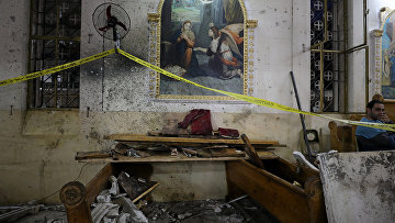 Место взрыва в коптской церкви в городе Танта