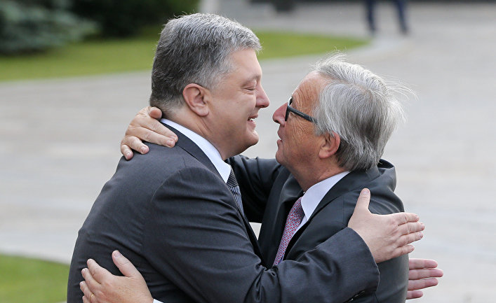 Президент Украины Петр Порошенко и председатель Европейской Комиссии Жан Клод Юнкер