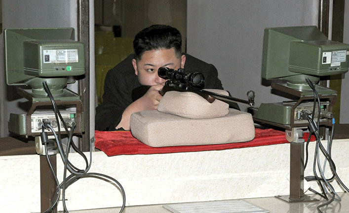 The North Korean leader Kim Jong Un shoots on targets in Pyongyang
