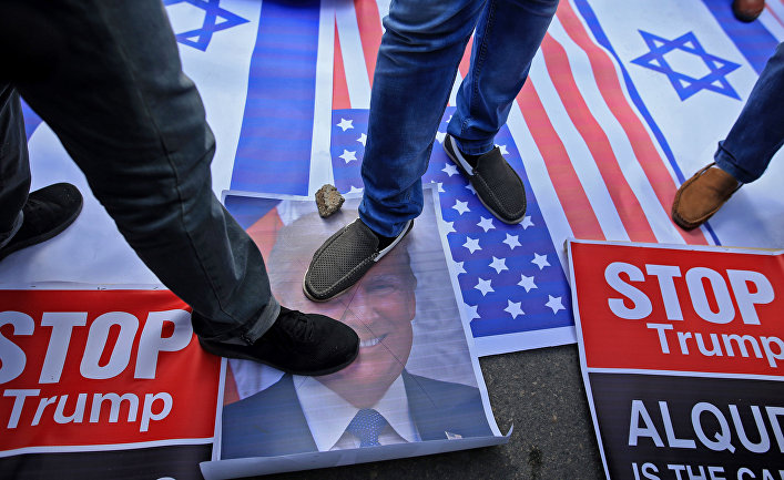 Протест в городе Газа против решения президента США Дональда Трампа признать Иерусалим столицей Израиля