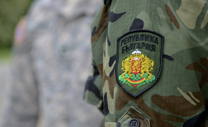 Болгарский солдат на учениях Thracian Guard 2013