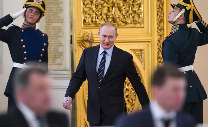 Президент России Владимир Путин перед началом заседания Российского организационного комитета  «Победа» в Кремле