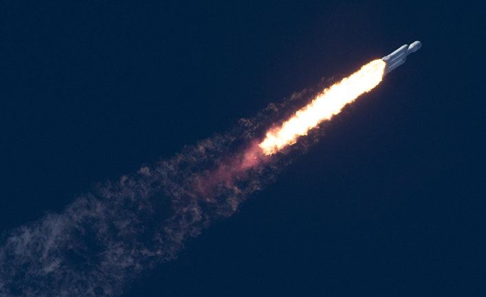 - Falcon Heavy  SpaceX     . 6  2018